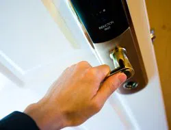 Dayton Emergency Locksmith Dayton, OH 937-675-4102 - 8a-com-side